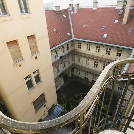 Tamara * Budapest