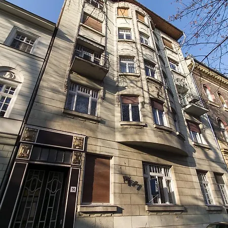 Tamara Apartment